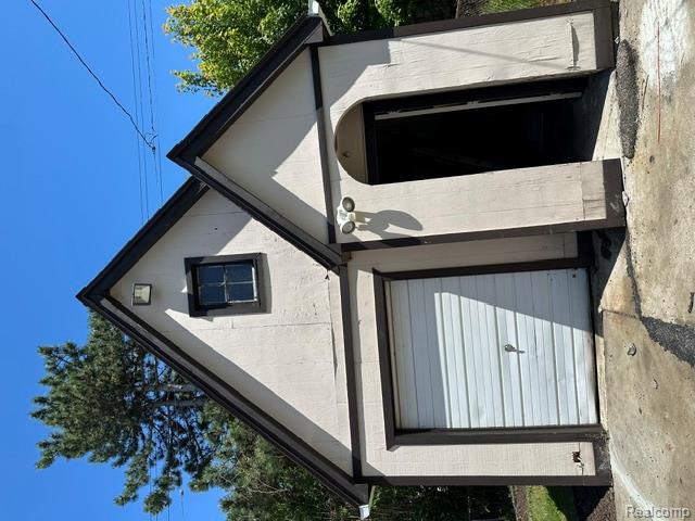 24320 Flower Ave, Eastpointe, MI 48021 — Photo 13