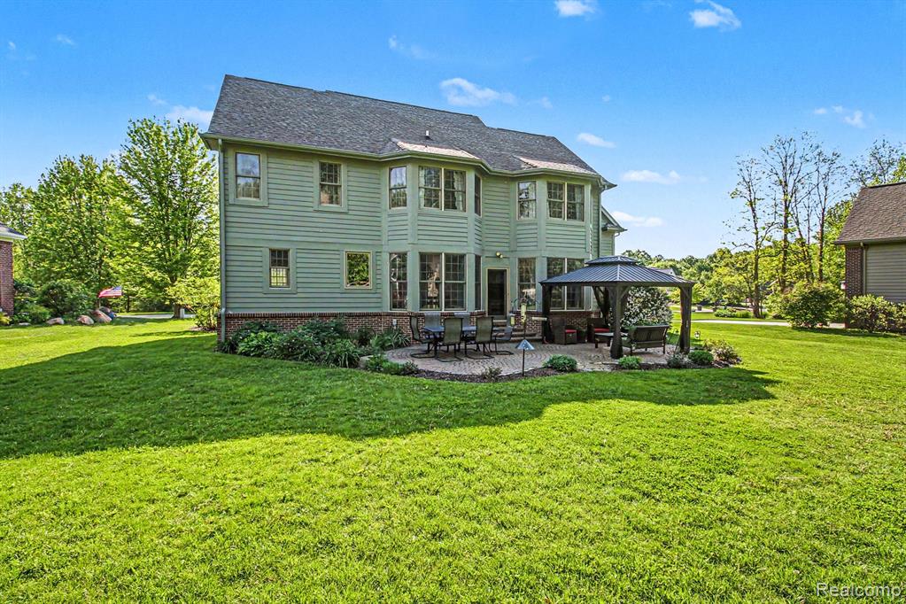 9367 Wildflower Way, Davisburg, MI 48350 — Photo 40