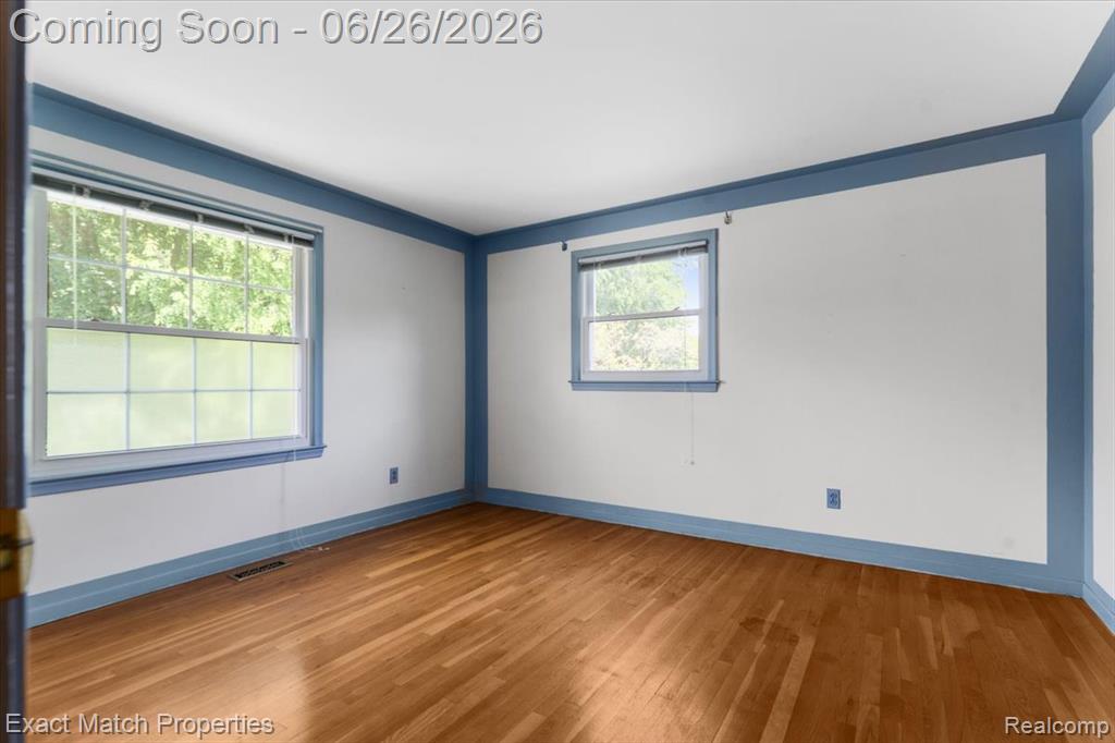6737 Alderley Way, West Bloomfield, MI — Photo 39