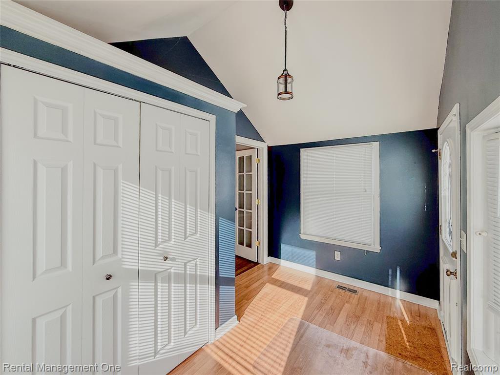 49 Hovey Street, Oxford, MI 48371 — Photo 2