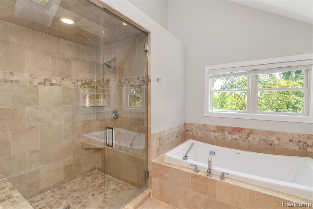 1320 TRAVER Road, Ann Arbor, MI 48105 — Photo 16
