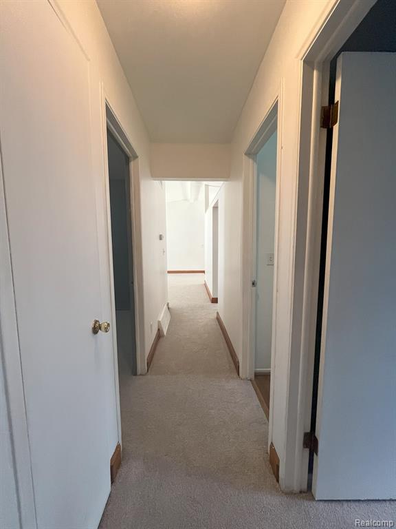 4053 HEATHGATE Drive, Lansing, MI 48911 — Photo 21