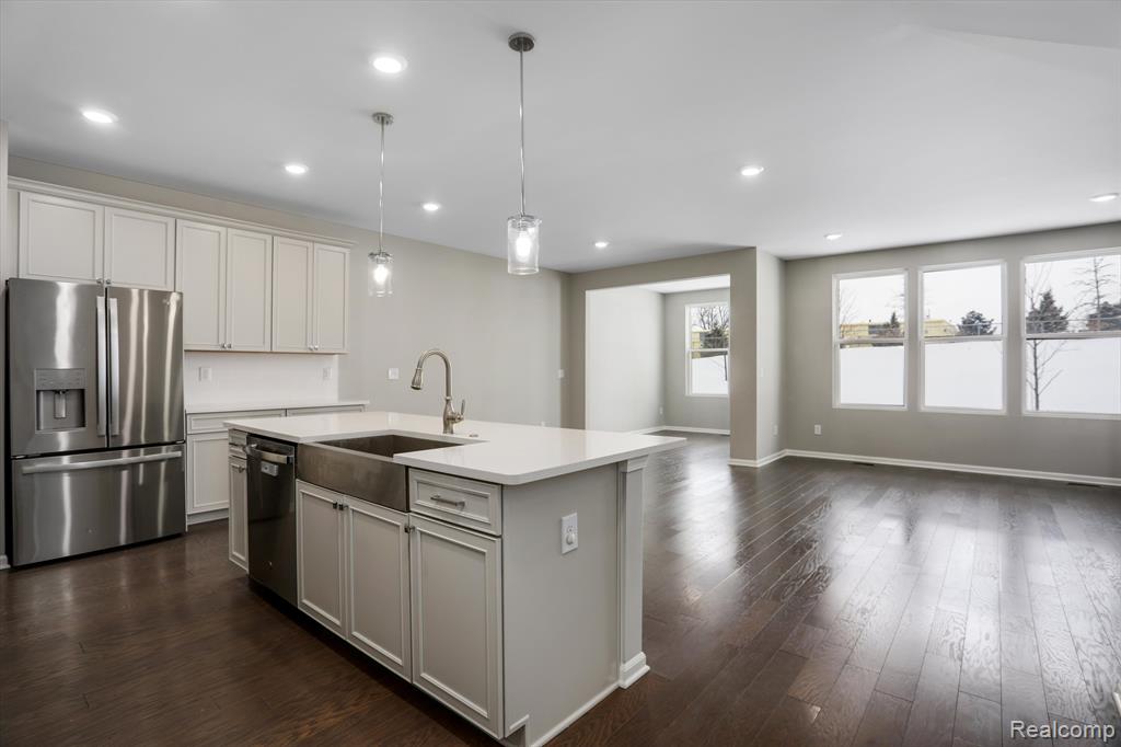 4974 Glenora Drive, Lake Orion, MI — Photo 4