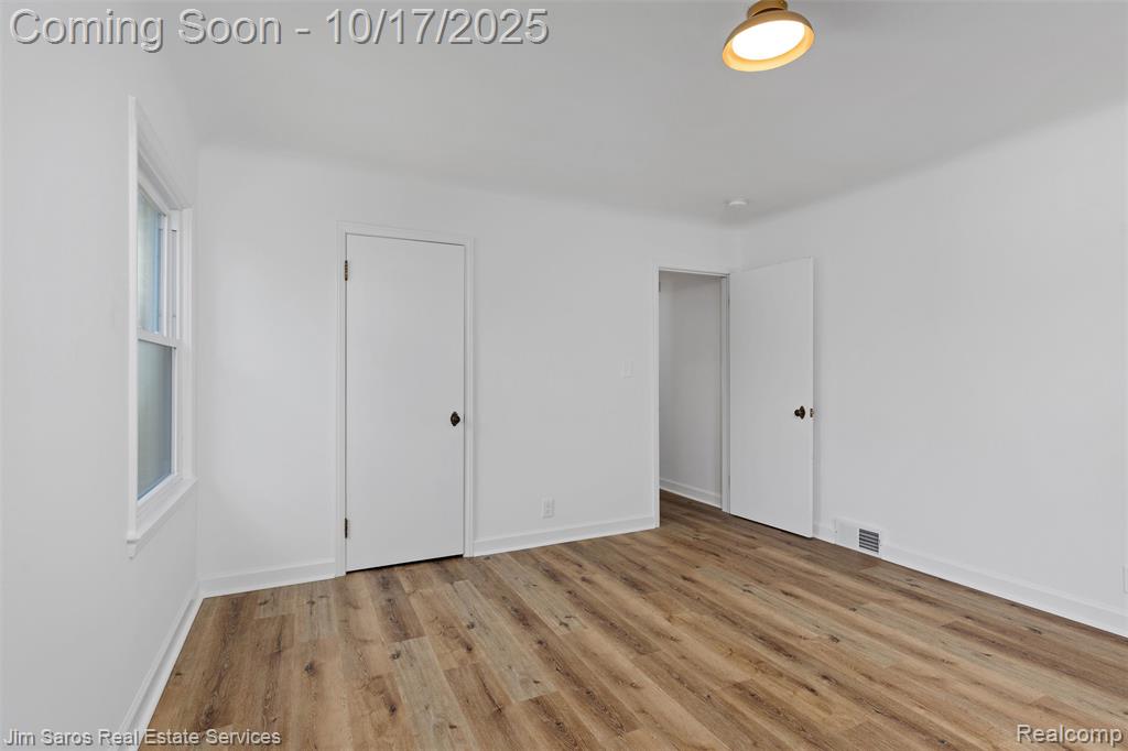 807 Barrington, Grosse Pointe Park, MI 48230 — Photo 11