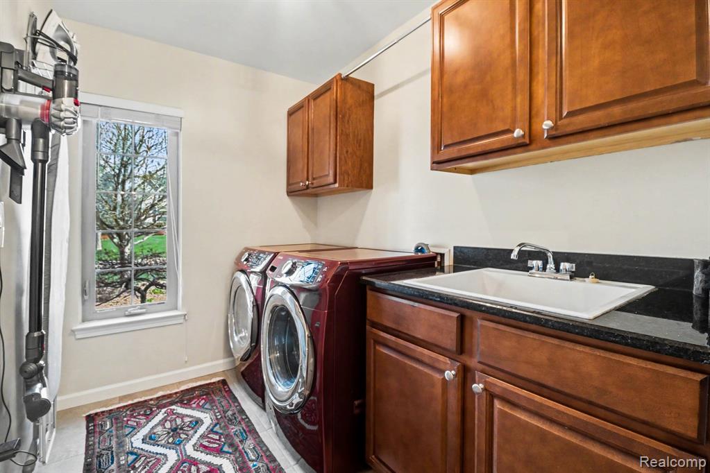 6846 Williamsbury Circle, Clarkston, MI 48348 — Photo 17
