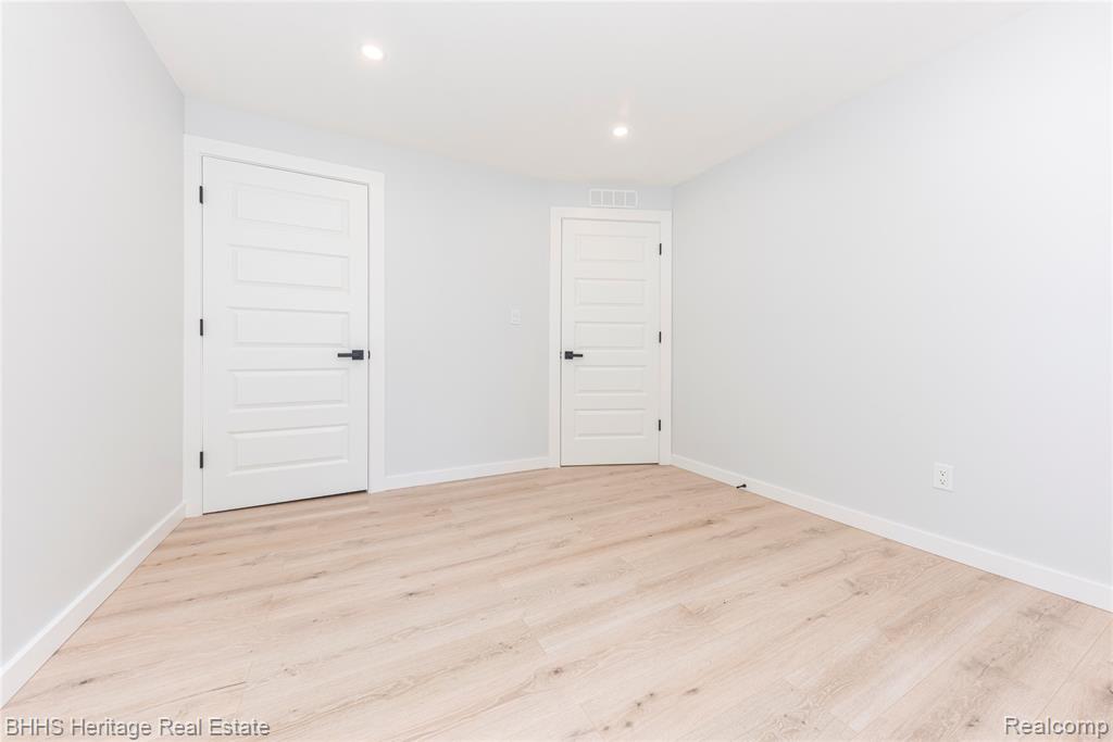 12 Trowbridge Court, Ann Arbor, MI 48108 — Photo 21