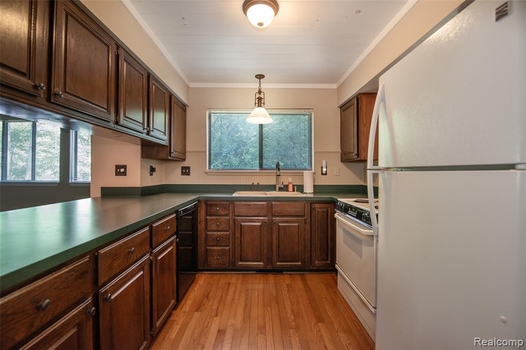 8878 Minne Wanna Road, Independence, MI 48348 — Photo 30