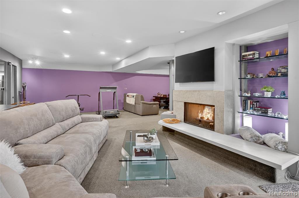 5044 Christy Court, Troy, MI 48098 — Photo 42