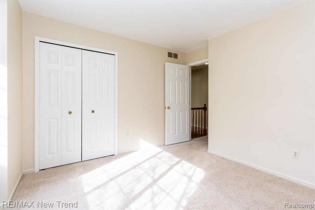 24486 RIVERVIEW Lane, Novi, MI — Photo 26
