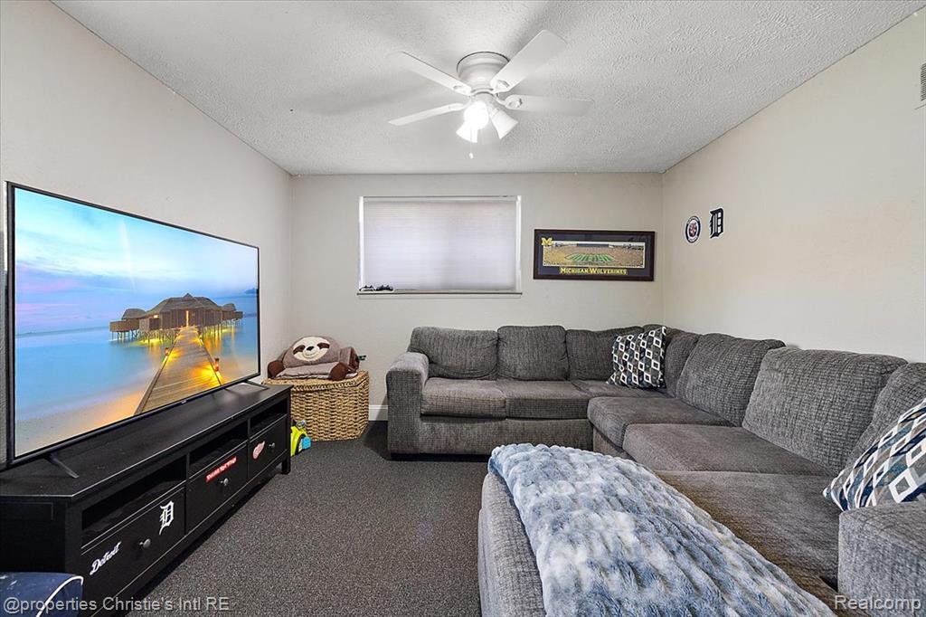 15900 Cumberland Street, Riverview, MI 48193 — Photo 53