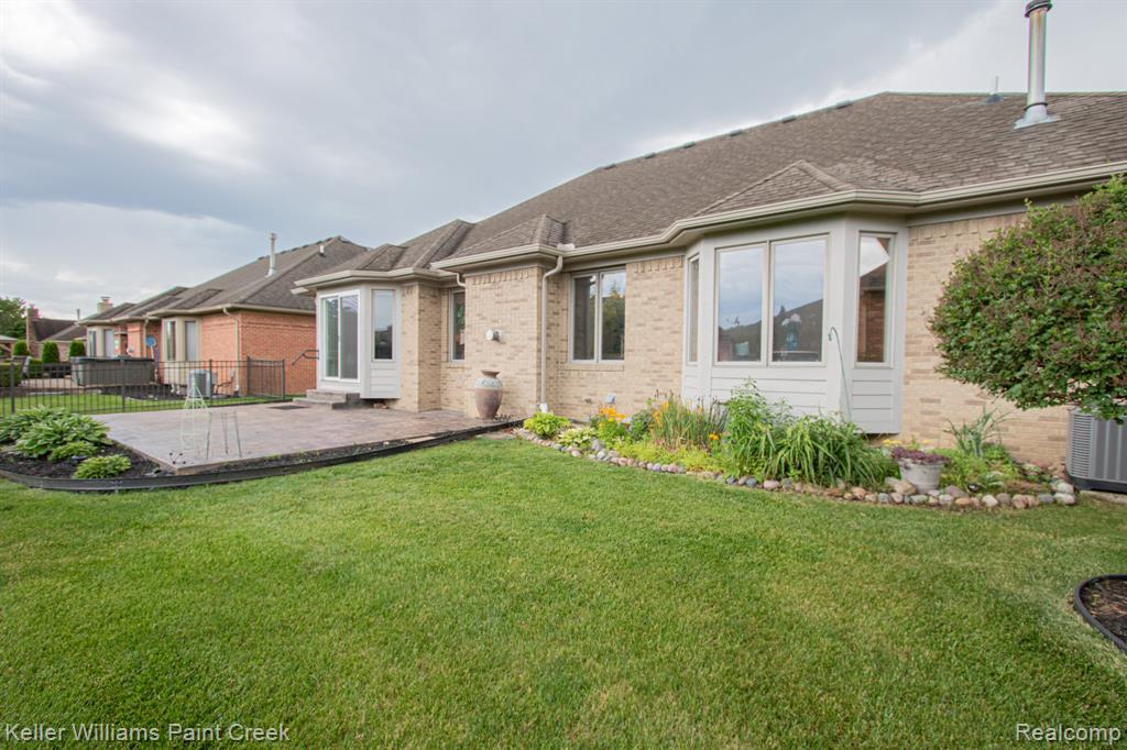 54436 Jack Drive, Macomb, MI 48042 — Photo 40