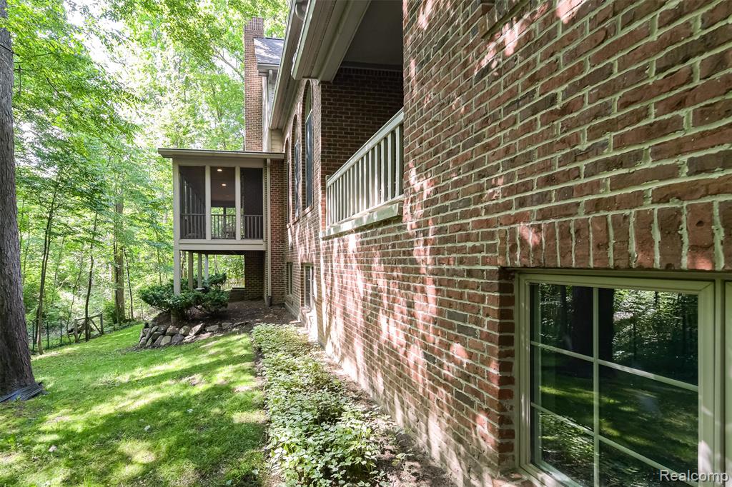 3376 Oak Park Drive, Saline, MI 48176 — Photo 65