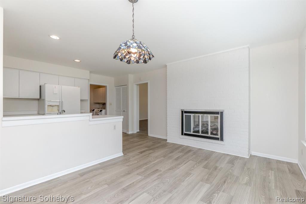 6015 PEBBLE LANE, West Bloomfield, MI — Photo 16
