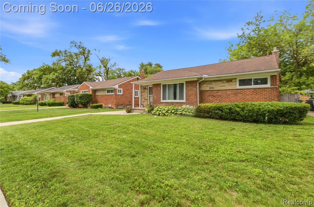 24671 Kenosha Street, Oak Park, MI 48237 — Photo 31