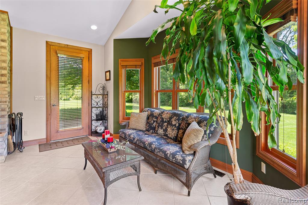 13733 Crooked Creek Lane, Carleton, MI 48117 — Photo 13