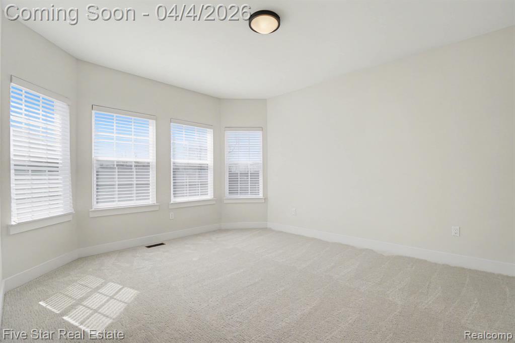 7842 Trailside Court, West Bloomfield, MI 48323 — Photo 9
