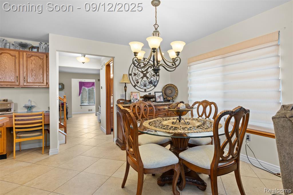 6422 Jonathon Street, Dearborn, MI 48126 — Photo 9