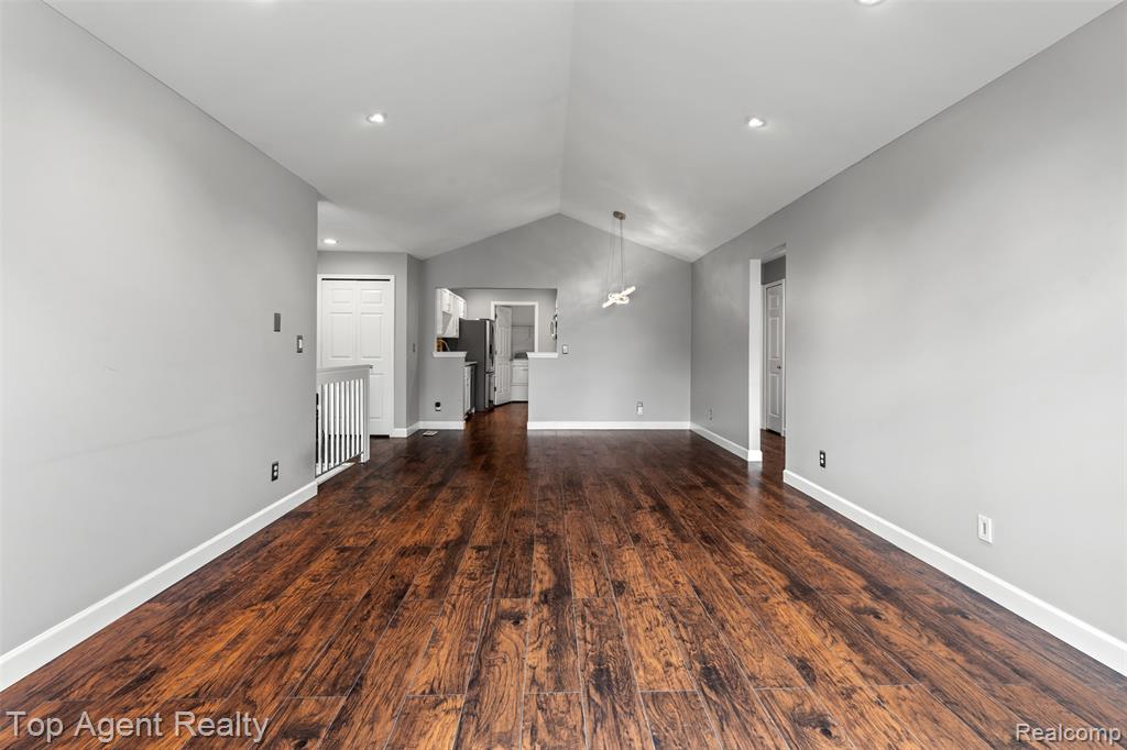 44935 Marigold Drive, Sterling Heights, MI 48314 — Photo 11