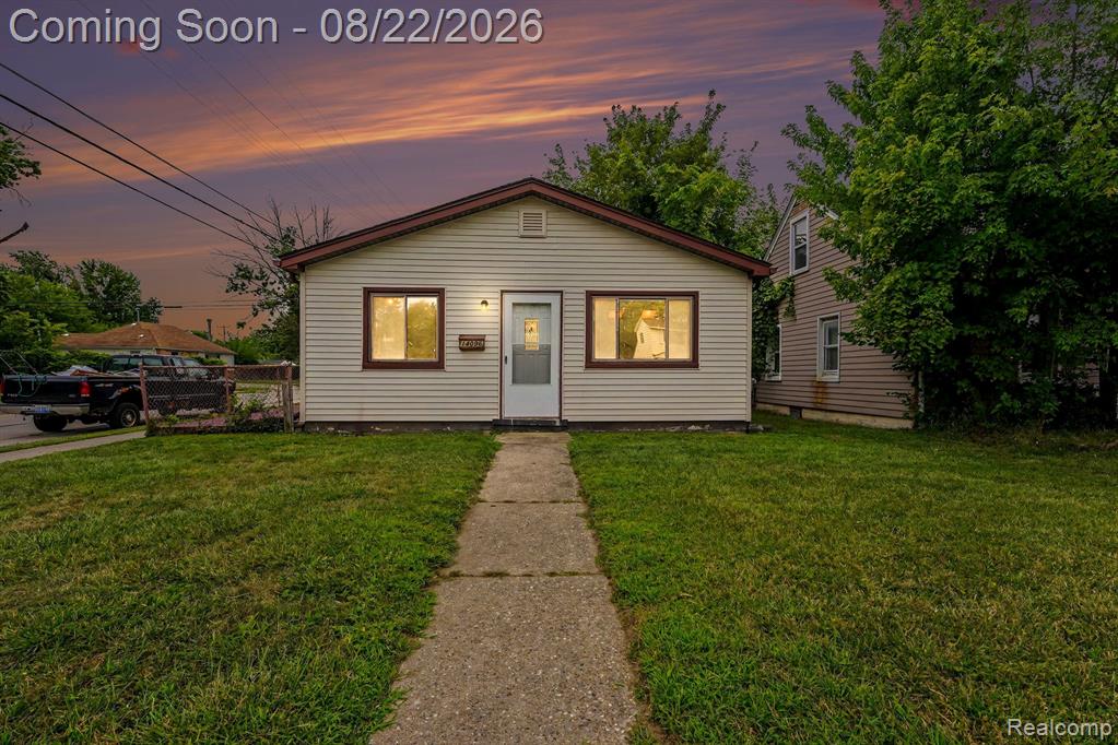 14096 Hendricks Avenue, Warren, MI 48089