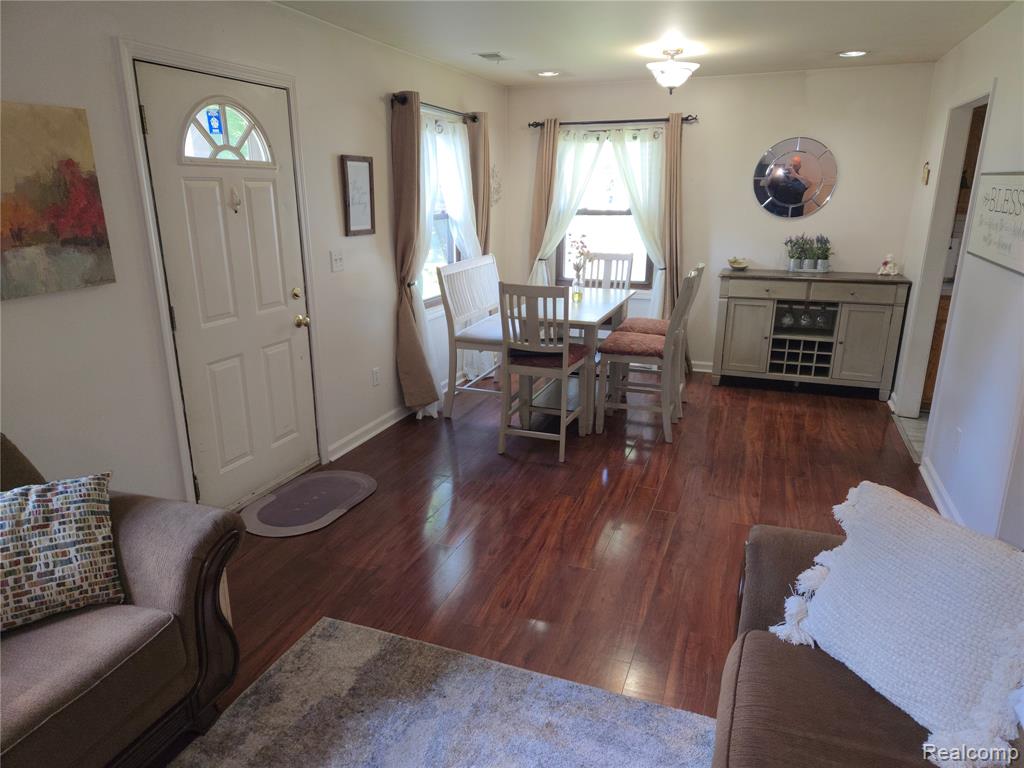 5924 N Karle Street, Westland, MI — Photo 11