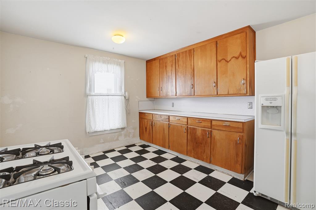 226 Franklin Street, Milford, MI 48381 — Photo 11