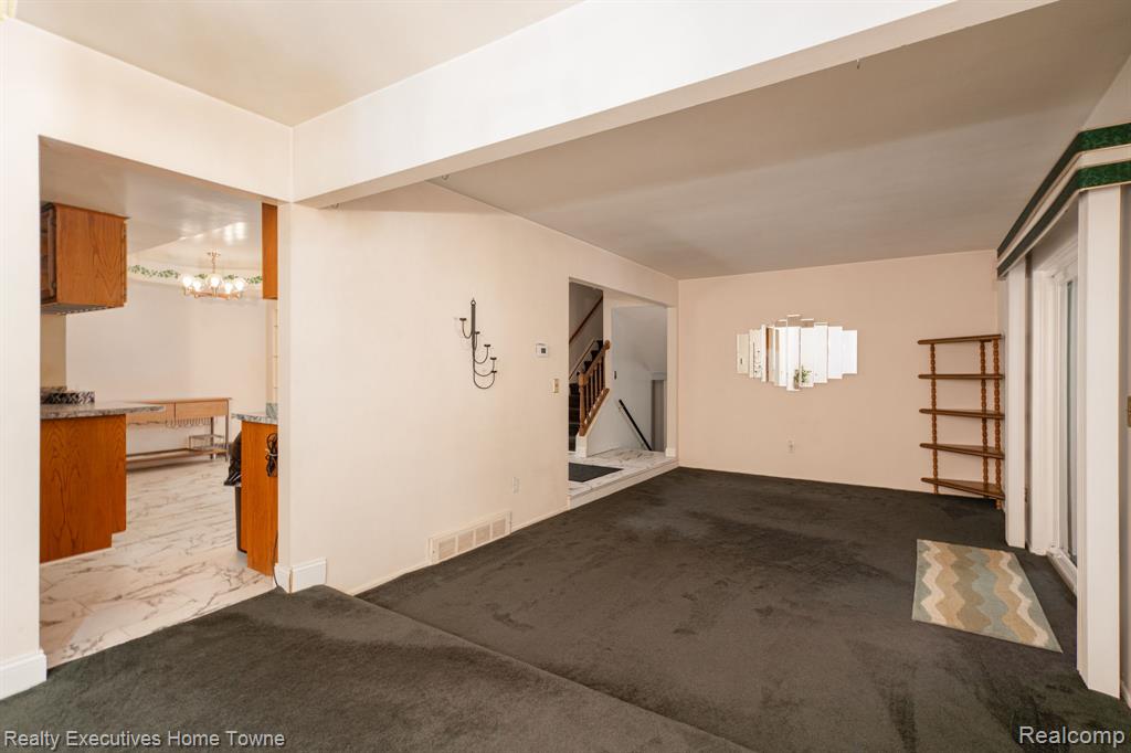 30539 Lund Avenue, Warren, MI 48093 — Photo 47