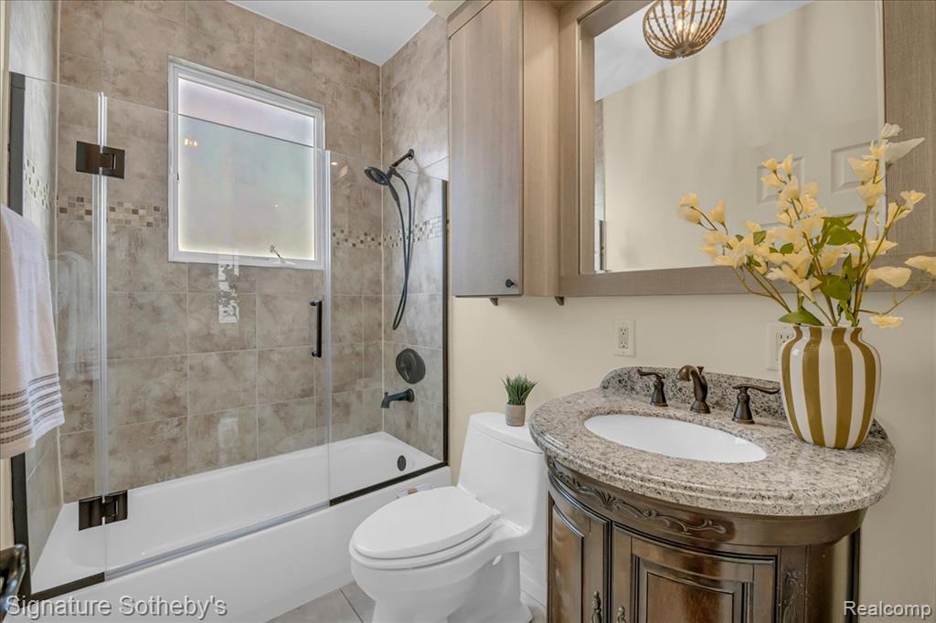 621 DEWEY Street, Royal Oak, MI 48067 — Photo 10