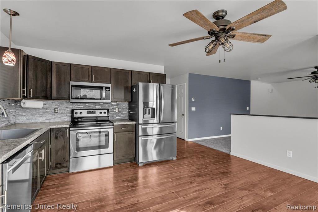 6453 MISTY, Waterford, MI 48327 — Photo 3