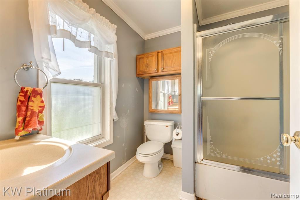 6674 Welch Road, Brockway, MI 48097 — Photo 10