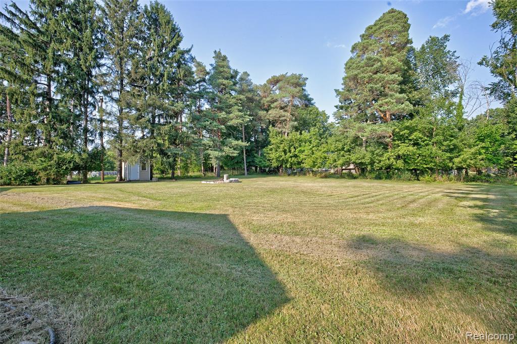 300 Sherman Court, Ortonville, MI 48462 — Photo 58
