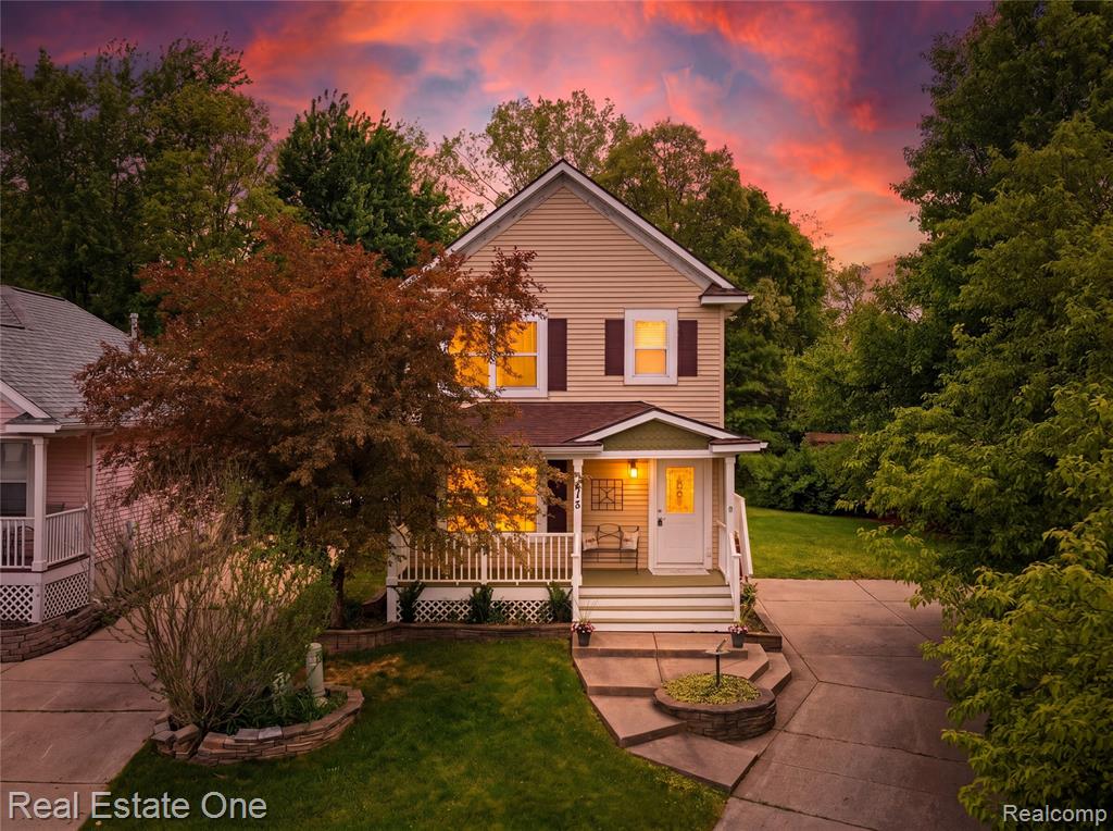 415 Ventnor Commons, Howell, MI 48843 — front exterior