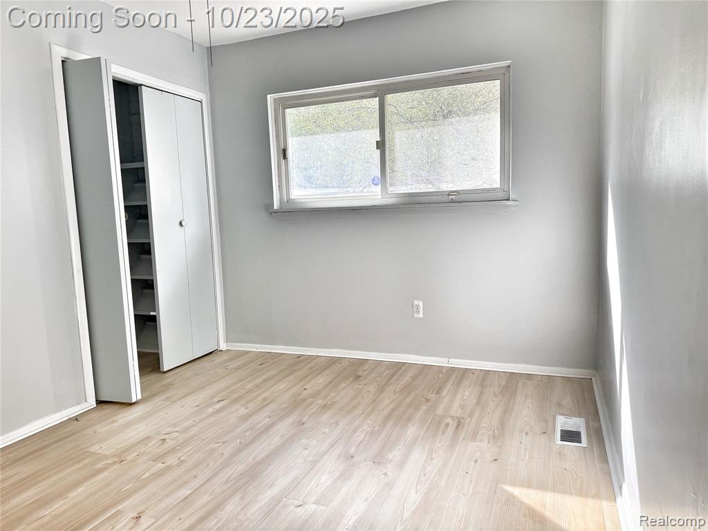 6527 Vaughan Street, Detroit, MI 48228 — Photo 13