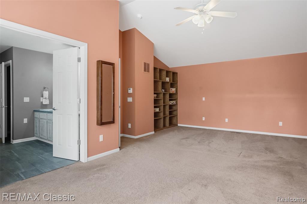 6323 Moonstone Dr, Grand Blanc, MI 48439 — Photo 30