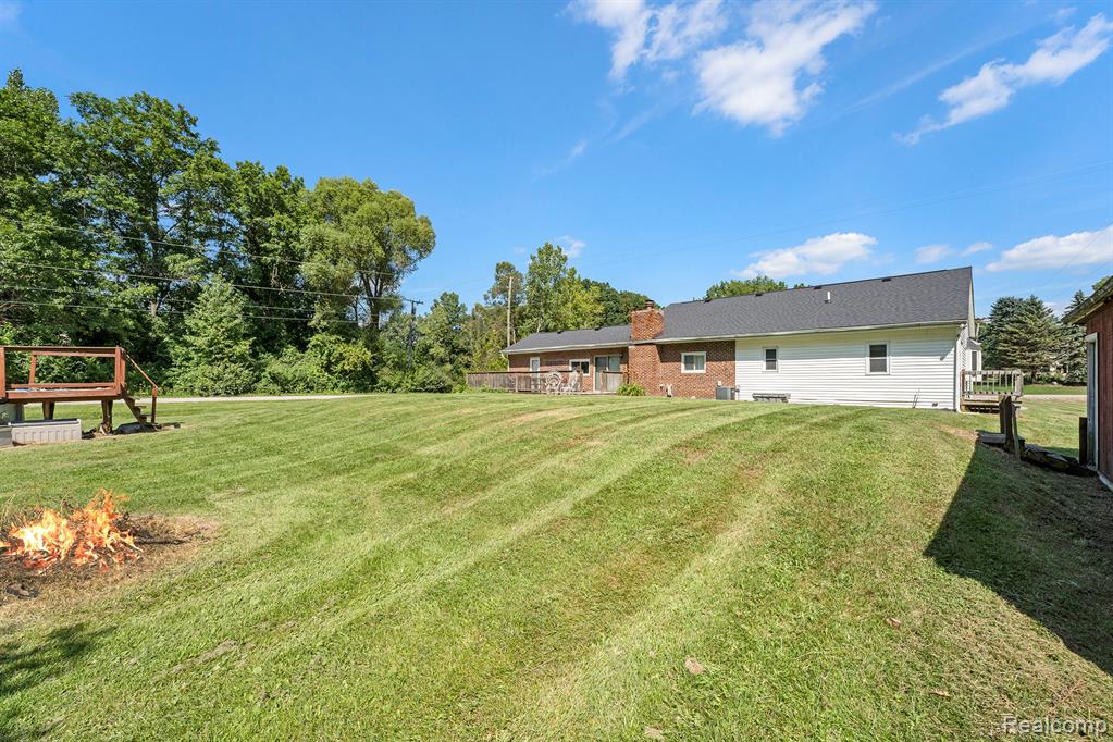 1290 Hunter Road, Brighton, MI 48114 — Photo 42