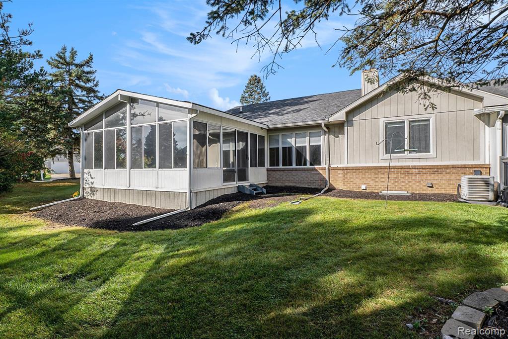 5509 HICKORY Circle, Flushing, MI 48433 — Photo 24