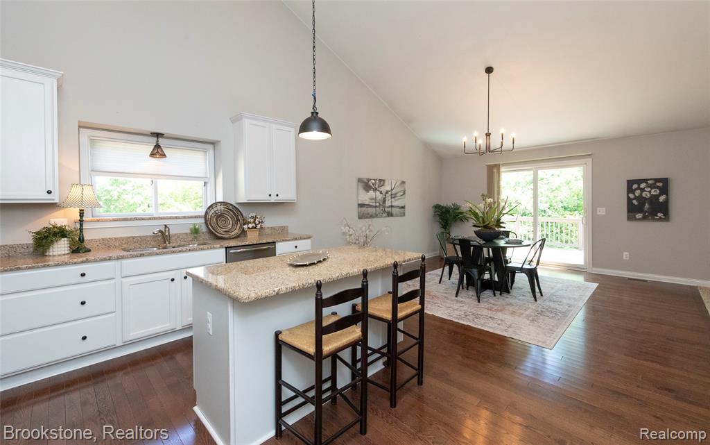 10295 Northridge Court, White Lake, MI — Photo 29
