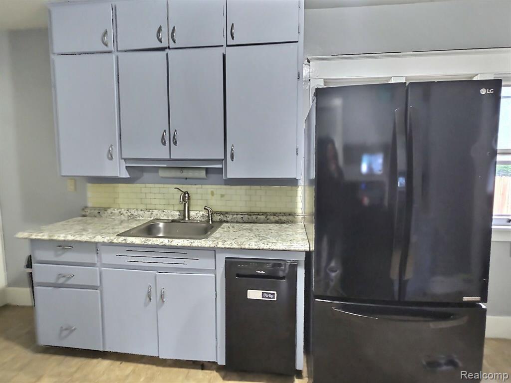 5014 FORD Street, Swartz Creek, MI 48473 — Photo 8