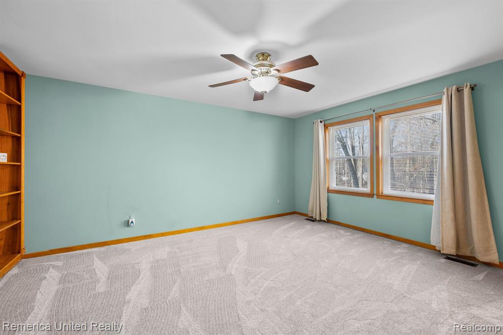 5112 KIERSTAN Drive, Brighton, MI 48114 — Photo 38