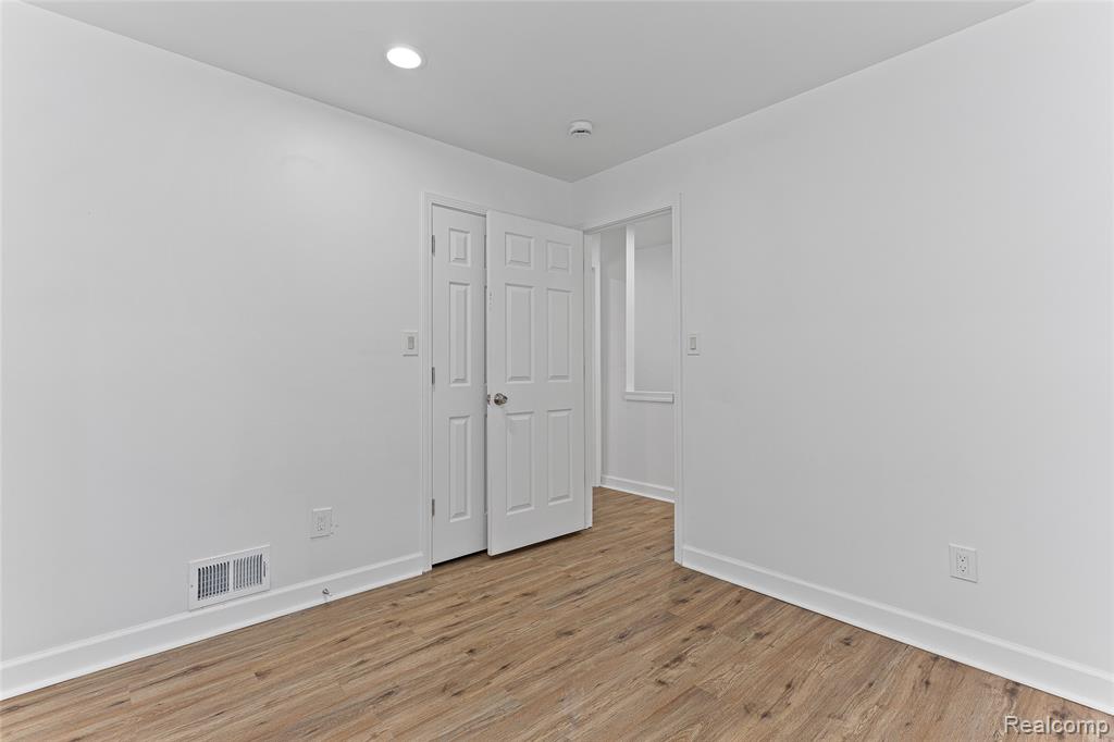 5739 Barham Street, Detroit, MI 48224 — Photo 16