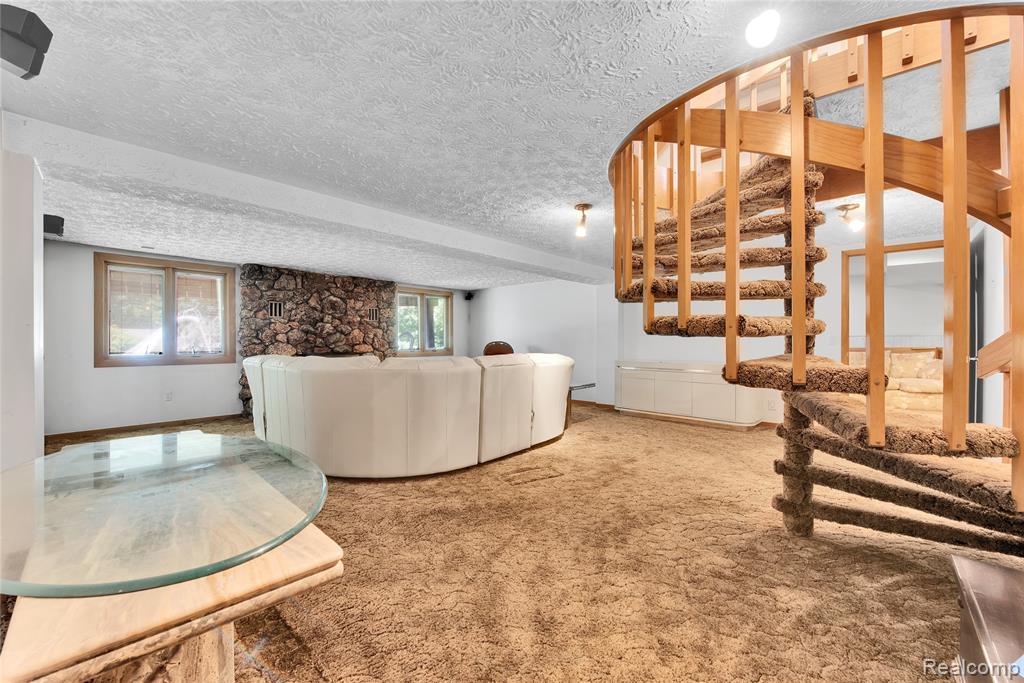 8285 Staghorn Trail, Clarkston, MI 48348 — Photo 43