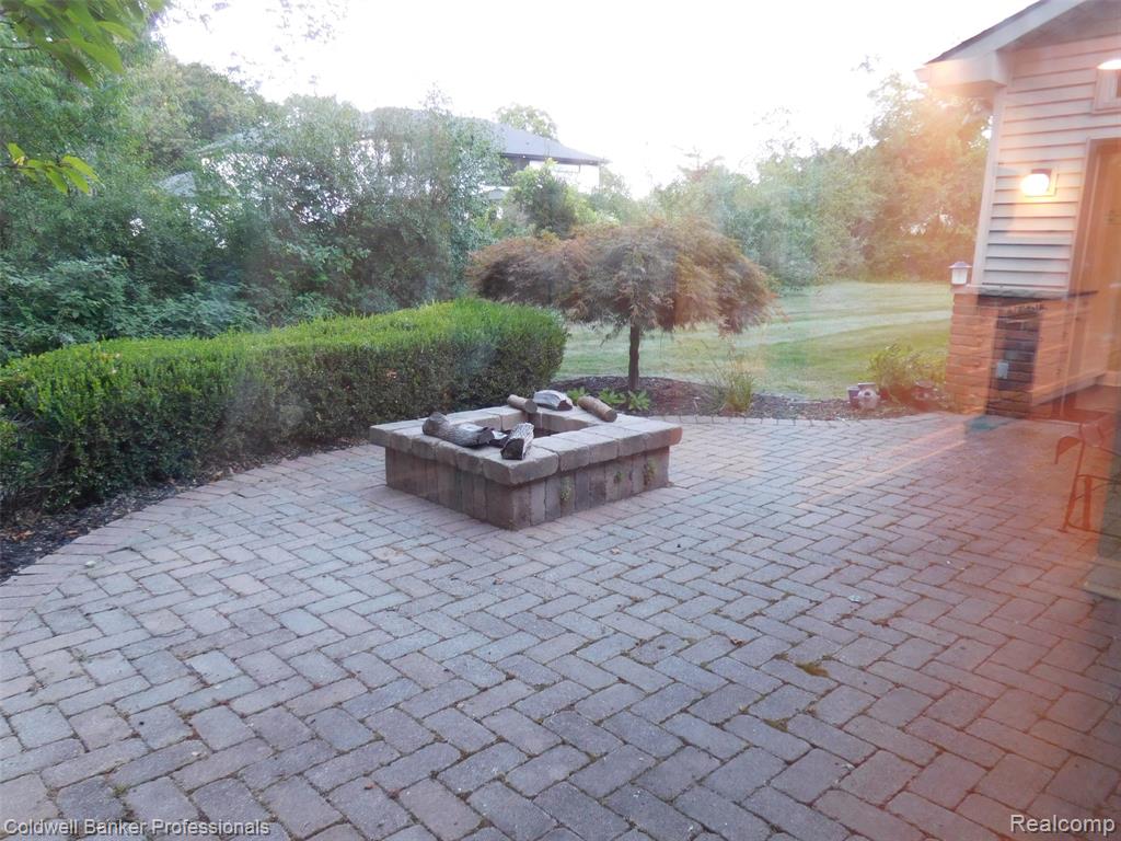 6448 Tutbury, Troy, MI 48098 — Photo 24