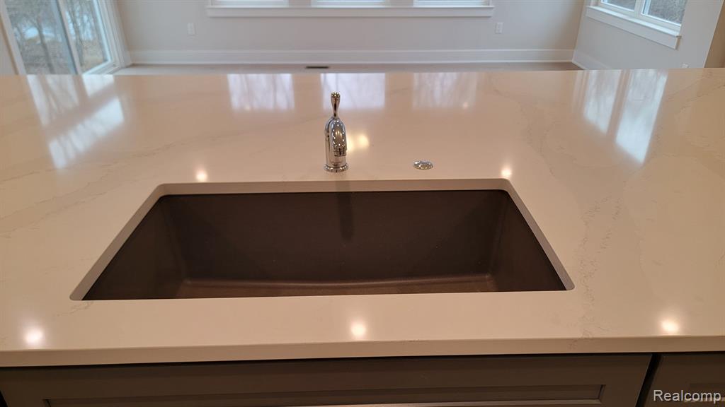 58268 INTERNATIONAL Drive, South Lyon, MI 48178 — Photo 13