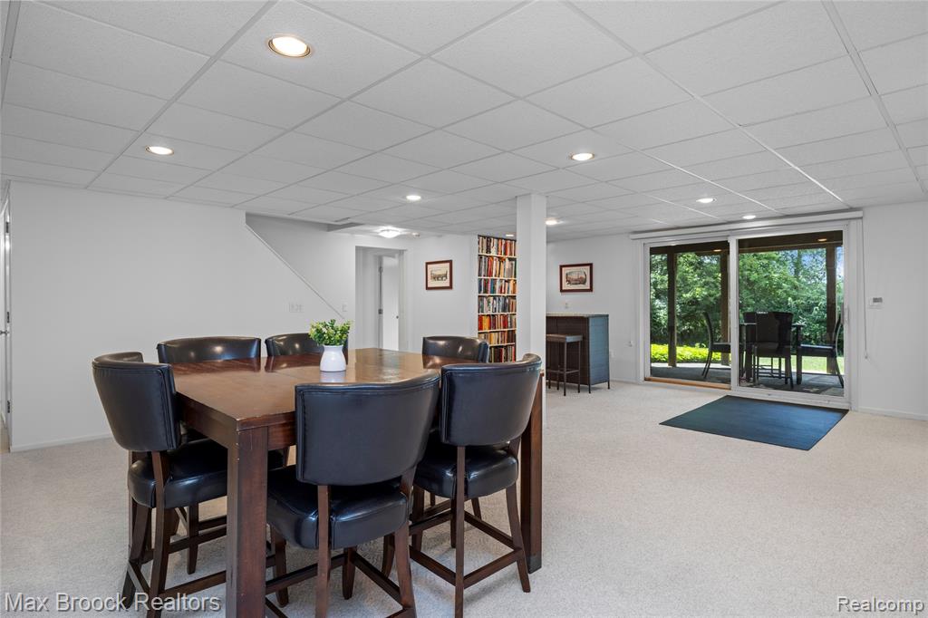 4860 Lagoons Circle, West Bloomfield, MI 48323 — Photo 54