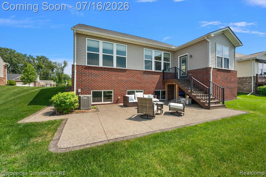 50026 Alden, Canton, MI 48188 — Photo 51