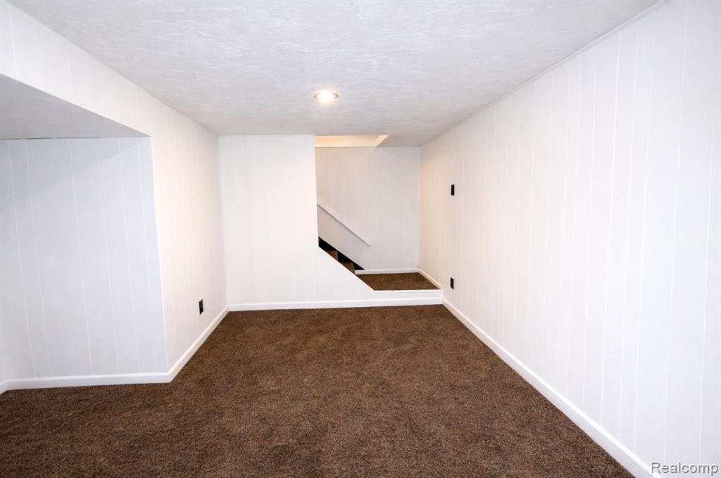 8315 Camelot Court, Mount Morris, MI 48458 — Photo 26