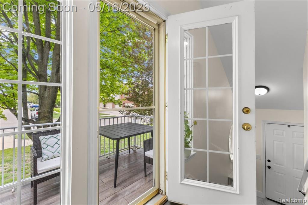 43456 Pendleton Circle, Sterling Heights, MI 48313 — Photo 7