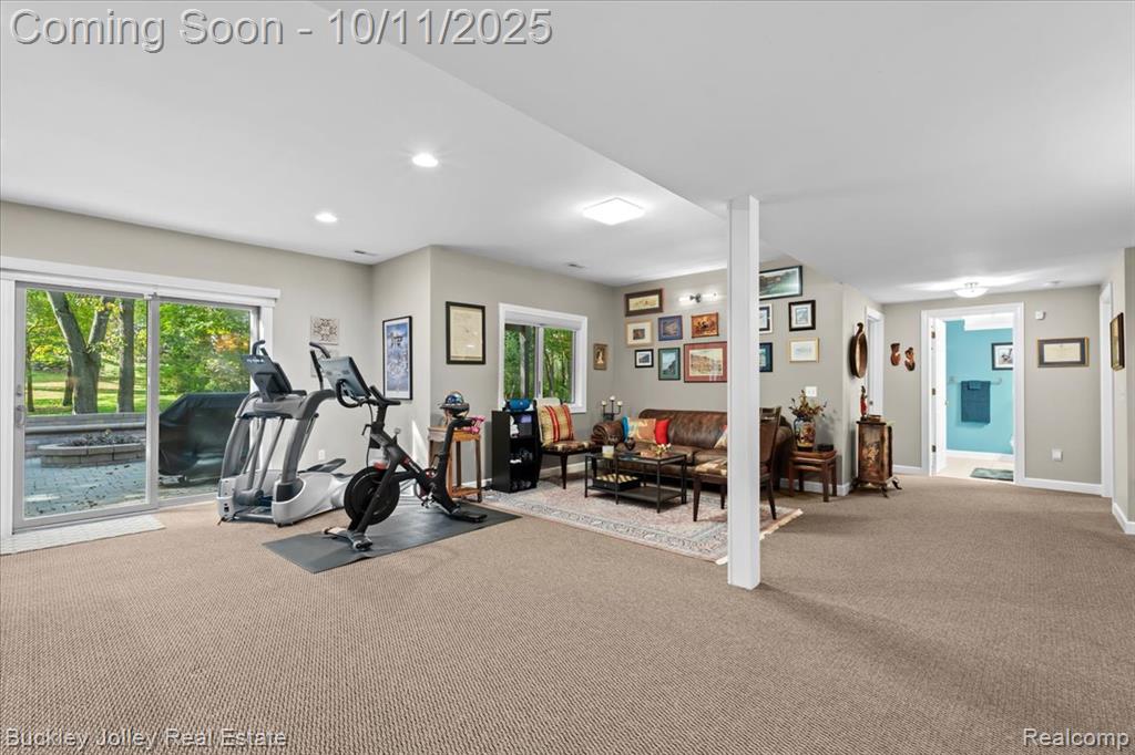 9430 Sheltering Oaks Drive, Brighton, MI 48114 — Photo 31