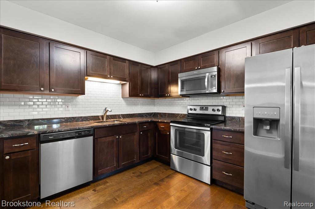 44865 Erin Drive, Plymouth, MI 48170 — Photo 17