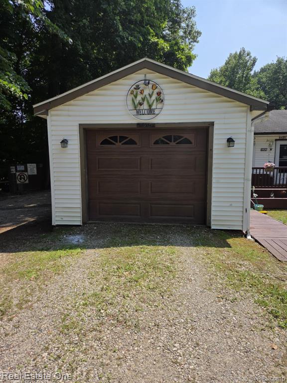 1737 Lakeville Road, Leonard, MI 48367 — Photo 2