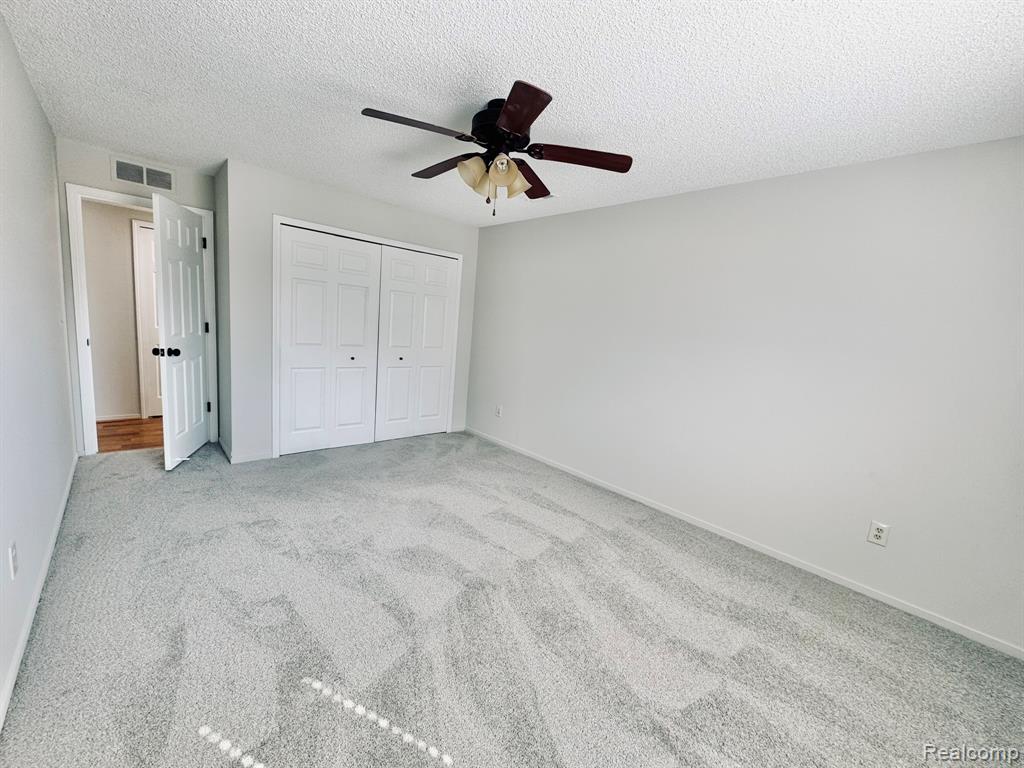 4956 Oak Hill Drive, 78, Waterford, MI 48329 — Photo 19